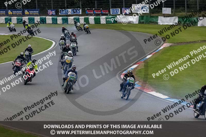 Vintage motorcycle club;eventdigitalimages;mallory park;mallory park trackday photographs;no limits trackdays;peter wileman photography;trackday digital images;trackday photos;vmcc festival 1000 bikes photographs